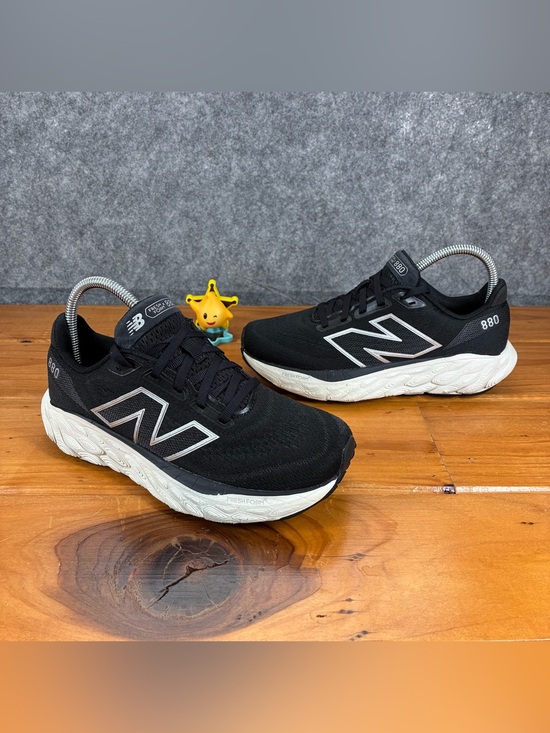 New Balance Shoes - New Balance Fresh Foam X 880v14 Womens 7 Black White Running Shoes W880K14